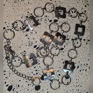 Liz Claibourne Vintage Silver Chain Link Belt With Clip Closure Circle Square